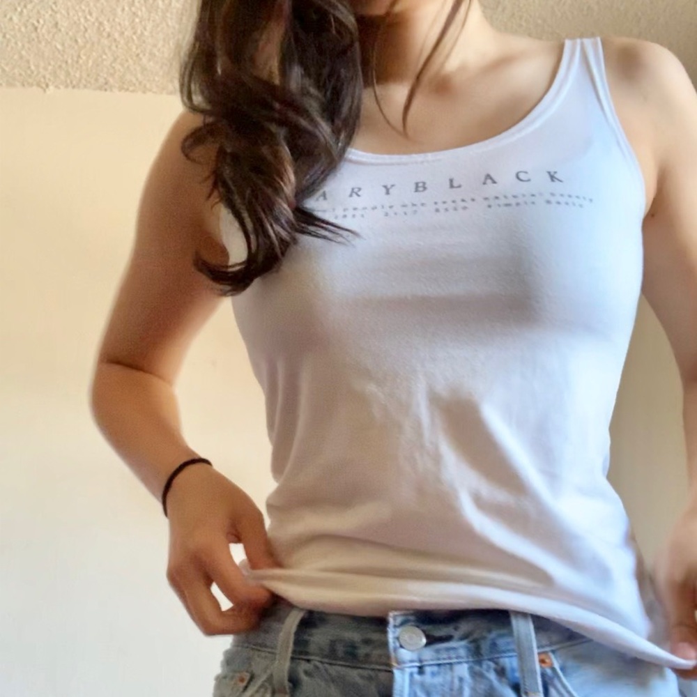 minimalist tank top